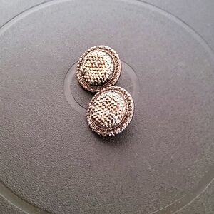 Crystal rhinestone chip clip-on earrings